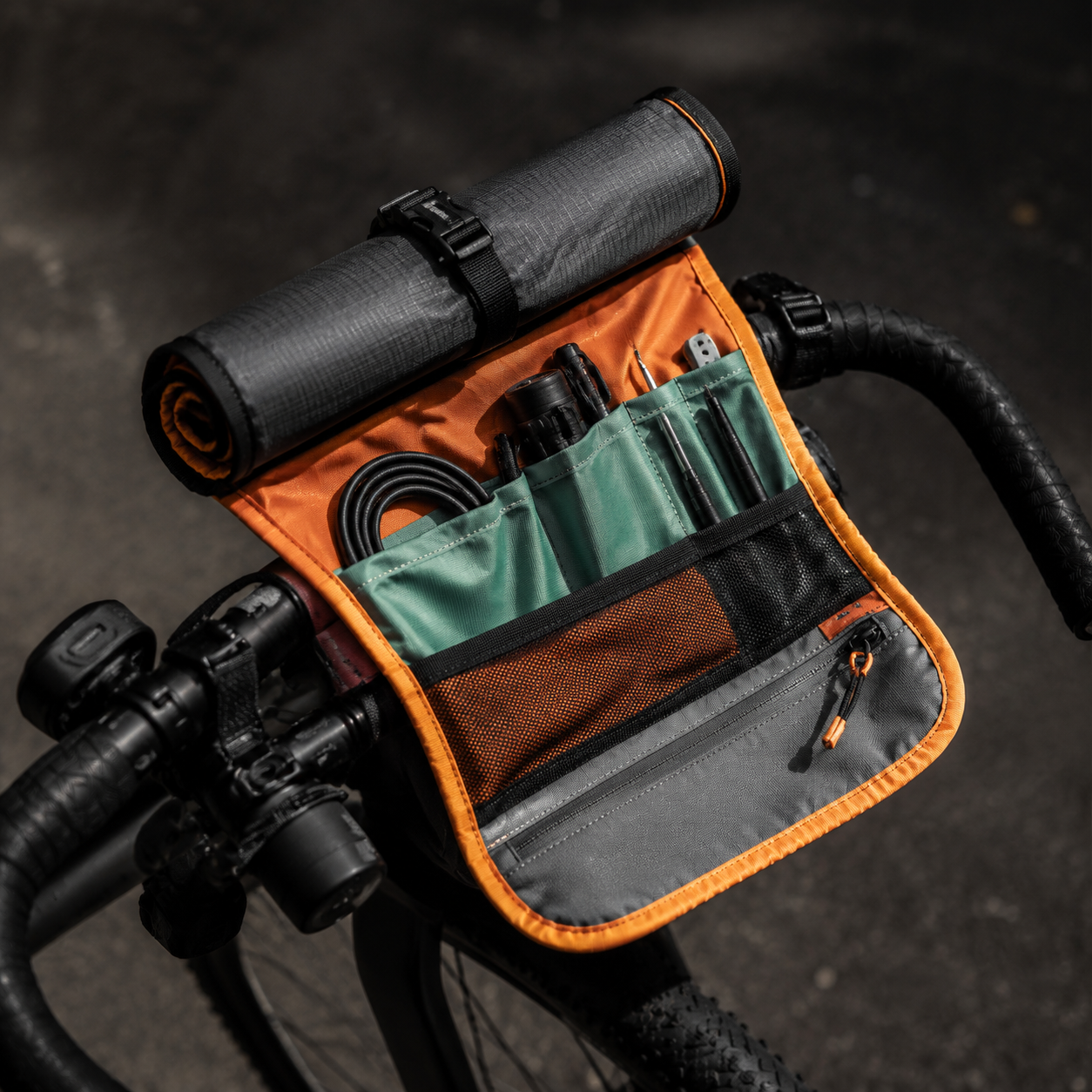 Handlebar Utility Roll
